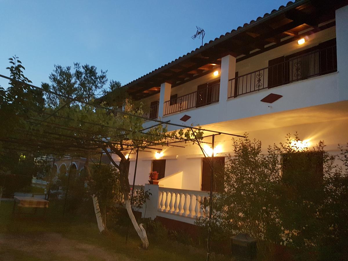 Alexandros Studios Mesongi Exterior photo