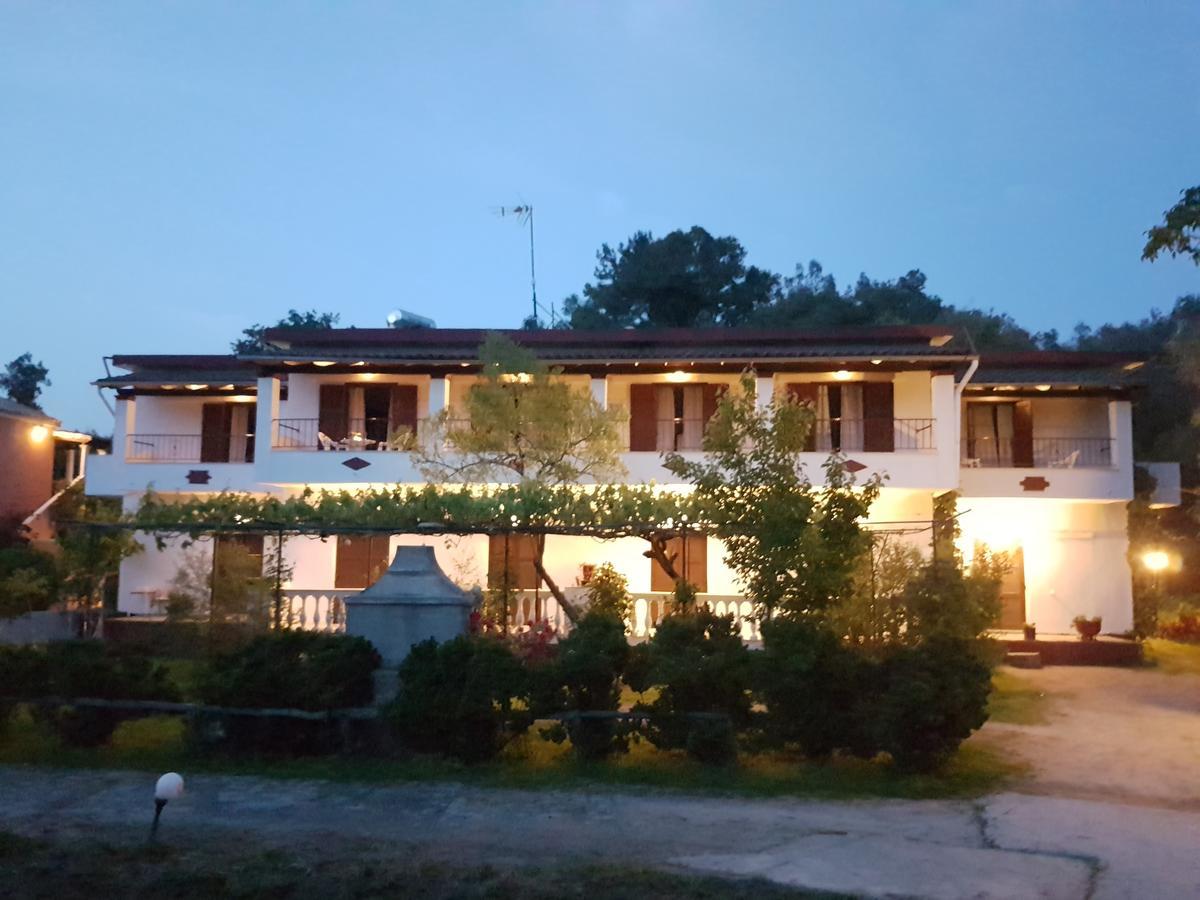 Alexandros Studios Mesongi Exterior photo
